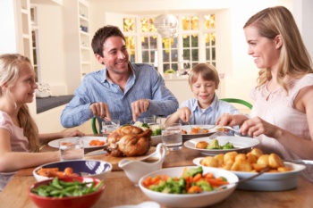 Семейный обед – важная семейная традиция