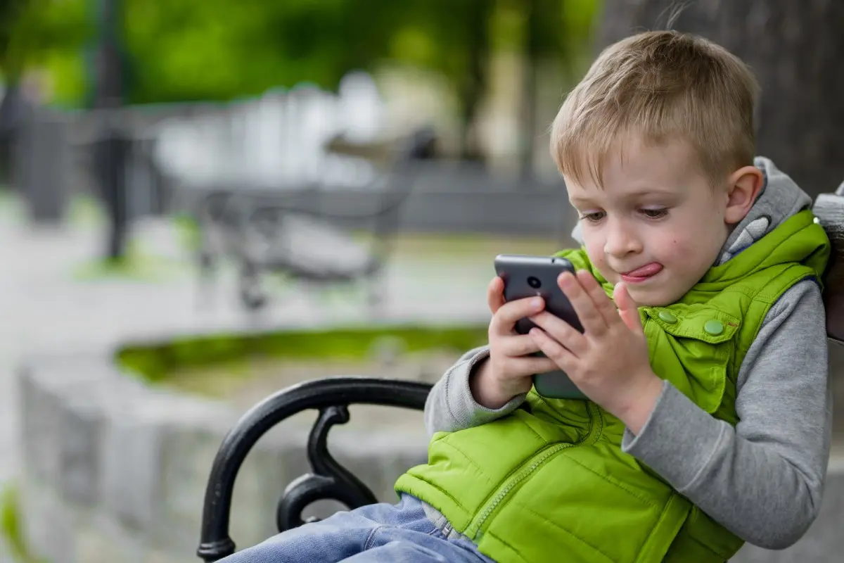 Какие приложения установить на смартфон ребенка