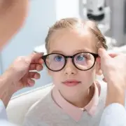 Игорь Азнаурян: Чек-лист для молодых мам: что нужно знать о болезнях глаз у детей