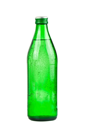 Питьевая вода в бутылках : как выбрать качественную ?