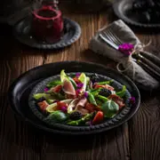 Анжелика Золкина: Необычный салат 2: креветки, хамон, малина, черника