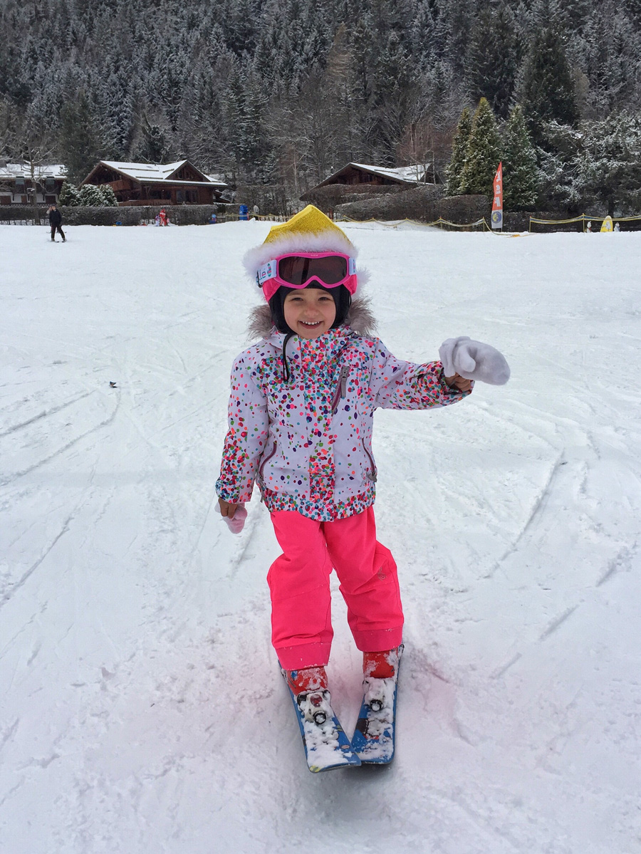 В каком возрасте ставить ребенка на горные лыжи ?