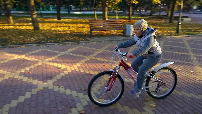 Дочь увлеклась велоспортом 
